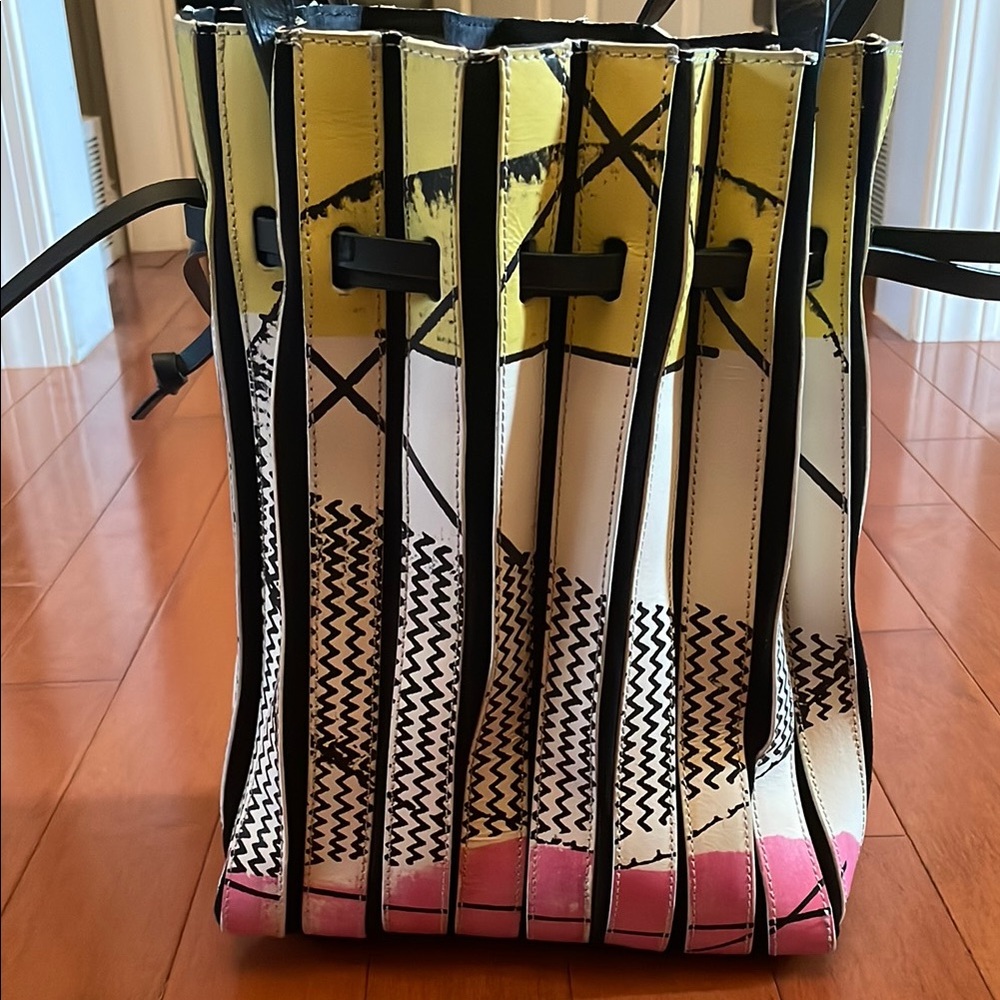 Zara Black and Cream Tote Bag - Picture 5 of 7